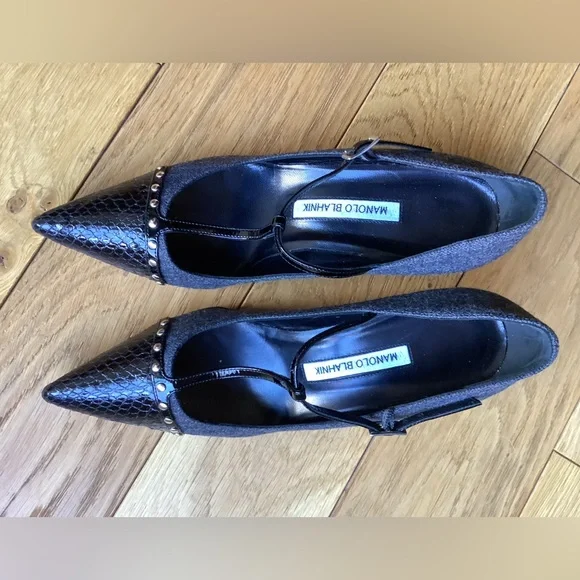 Manolo Blahnik Grey and black snake skin, cap toe studded heels - Picture 8 of 9